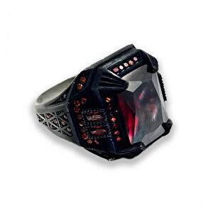 AgaKulche Silver Men&lsquo;s Red Baguette Stone Ring